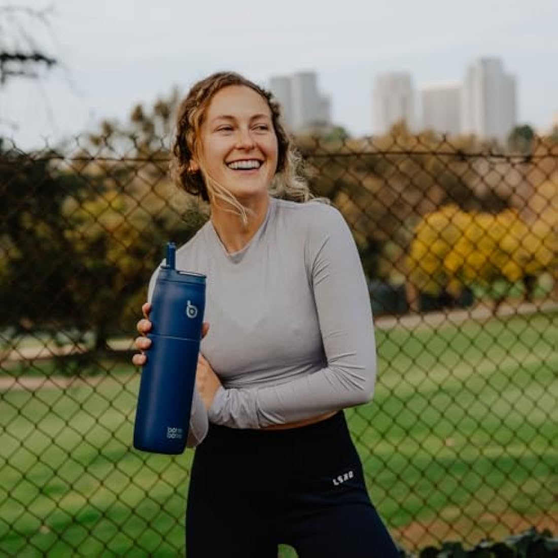 Insulated Water Bottle 950ml(32oz) with Straw and Lid for Sports and Gym